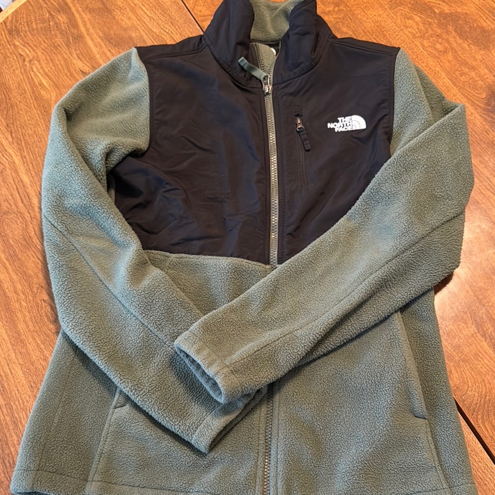 The North Face Women's Green and Black Jacket XS